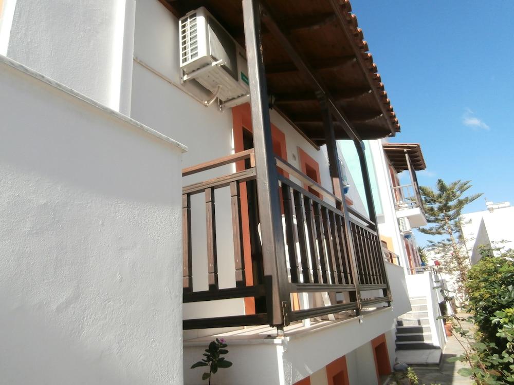 Creta Mar-Gio Aparthotel Mália Kültér fotó