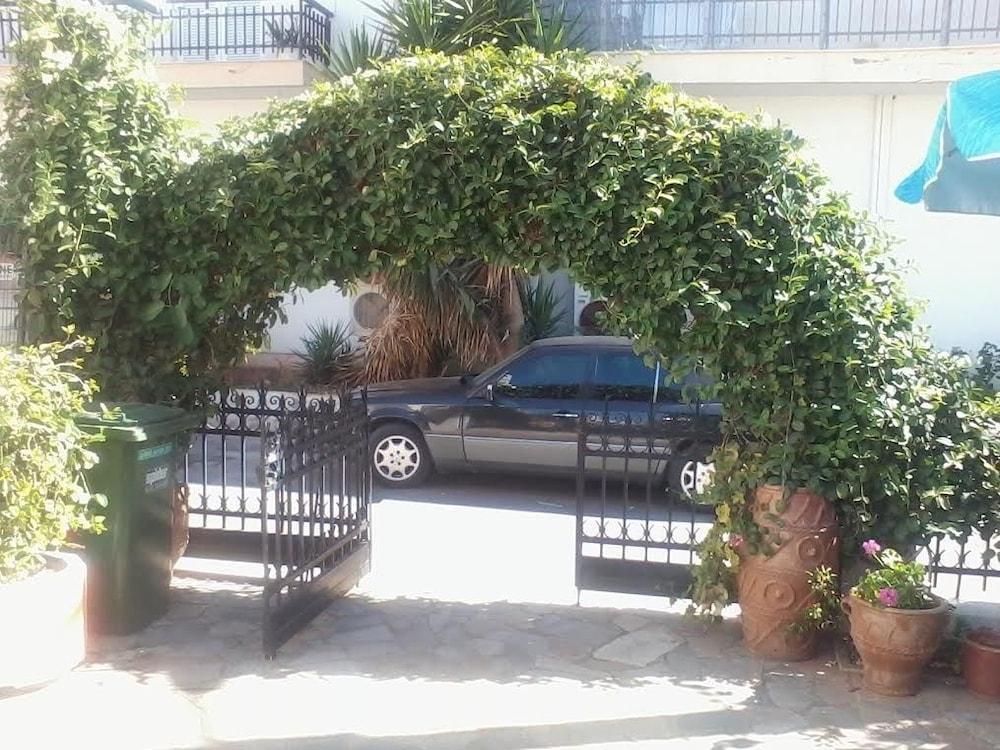 Creta Mar-Gio Aparthotel Mália Kültér fotó